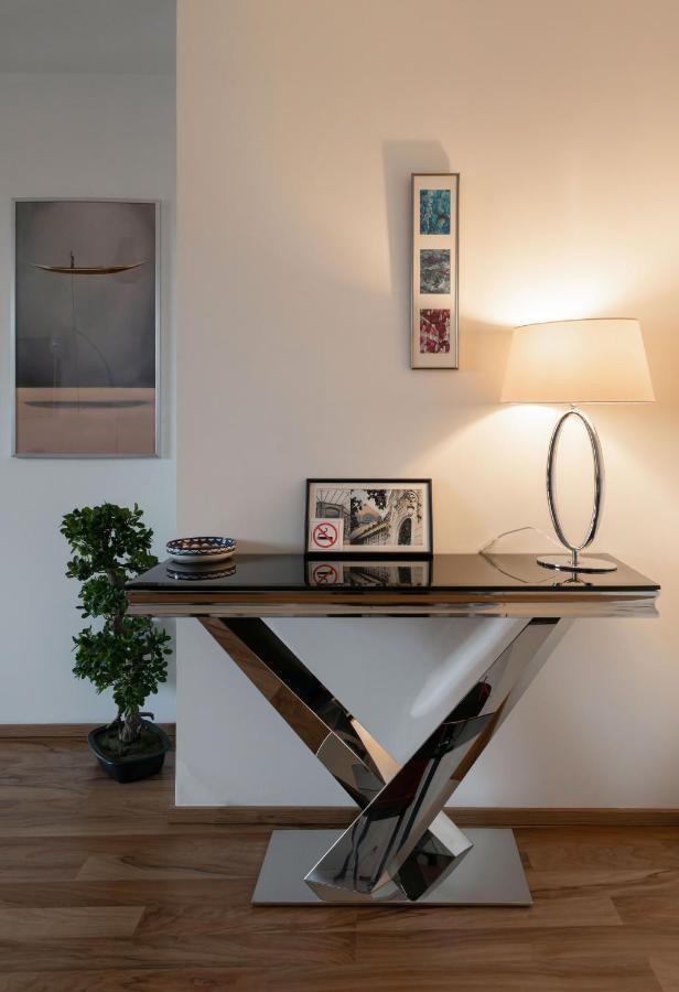 Appartement Design La Petite Europe - Ideal Curistes Vichy Eksteriør billede